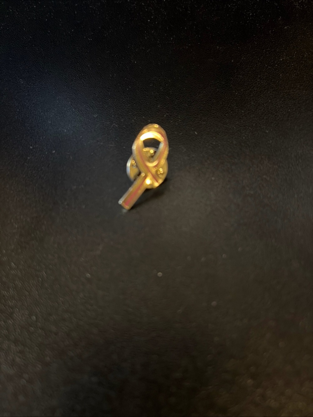 VTG Lapel Pinback Gold Tone And Pink Awareness Ribbon Small